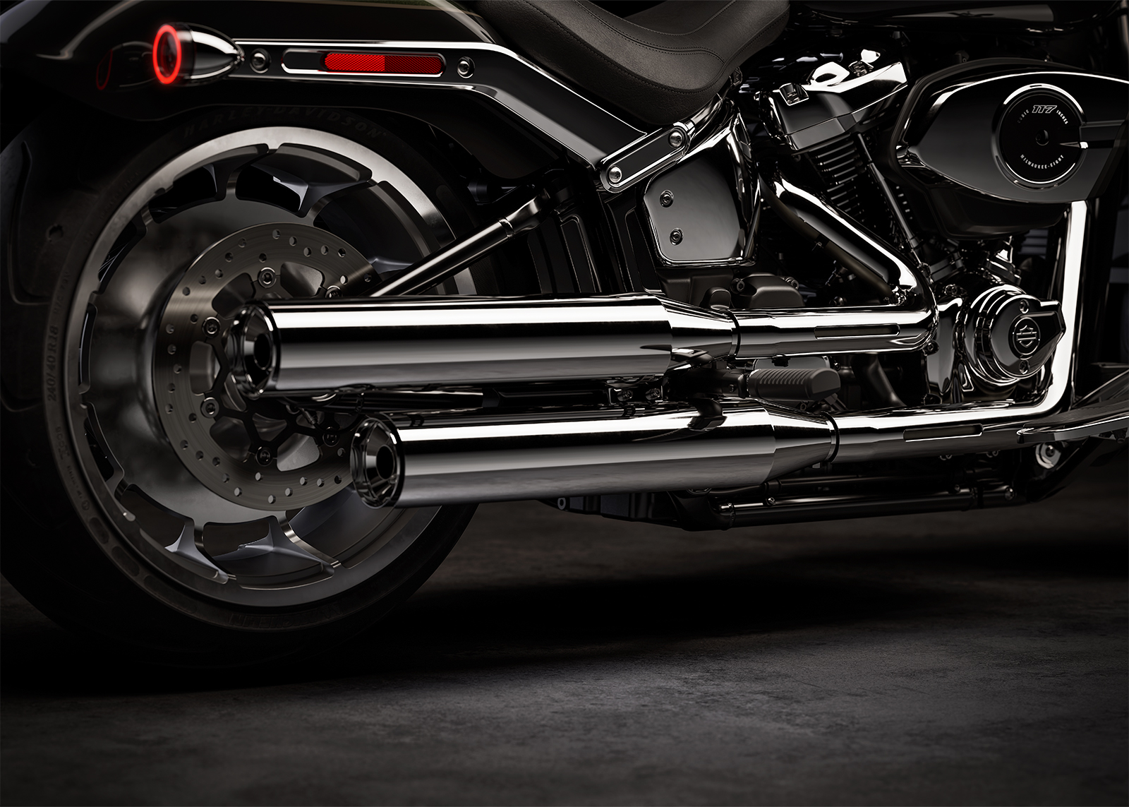 高扭矩二进二出排气系统