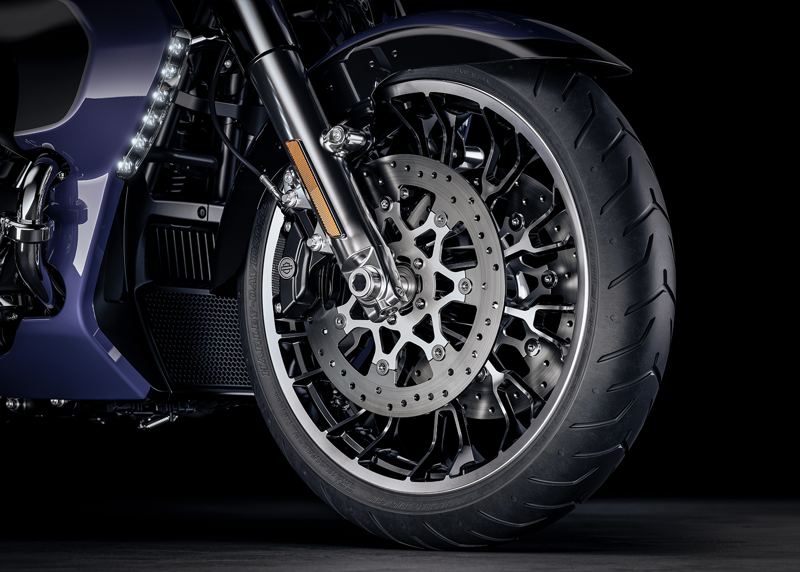 全新Streamliner系列配件与十辐轮毂