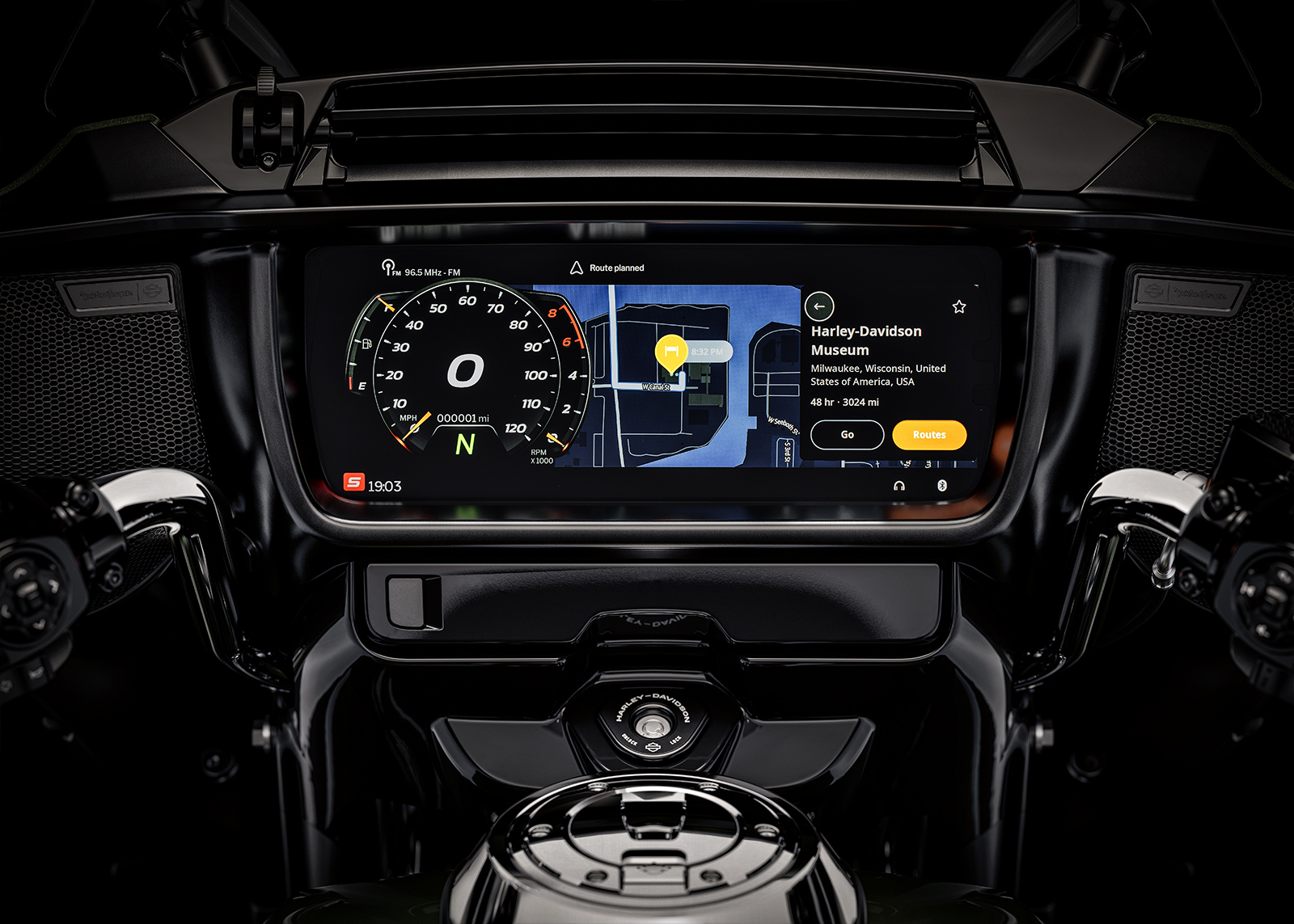 Skyline™ OS智能系统：导航与语音操控